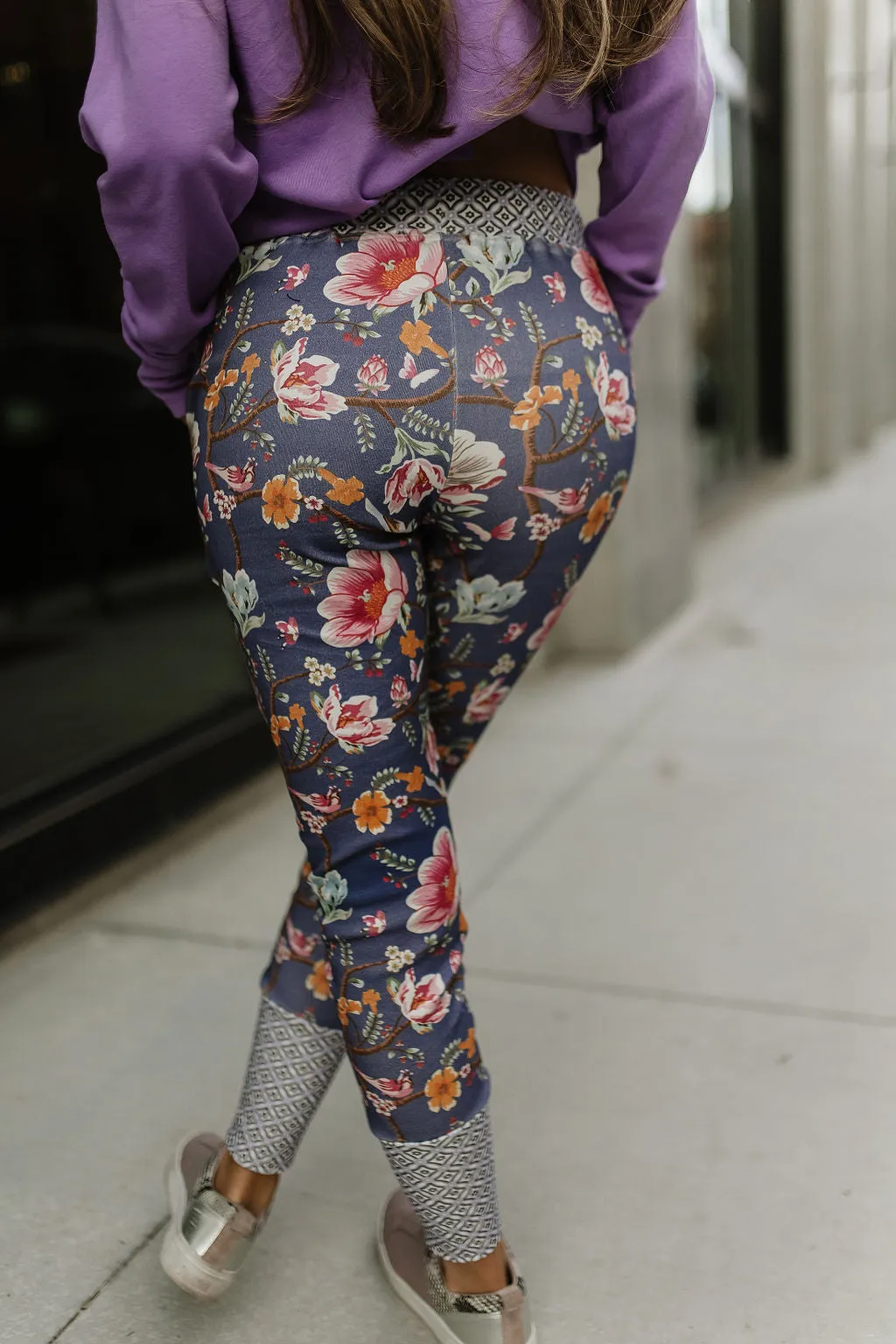 Ampersand Avenue Triple Stretch Joggers - Dancing Floral