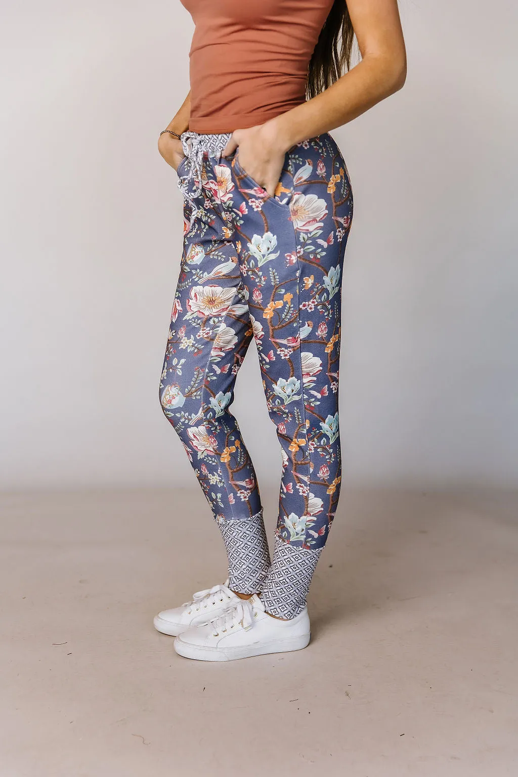 Ampersand Avenue Triple Stretch Joggers - Dancing Floral