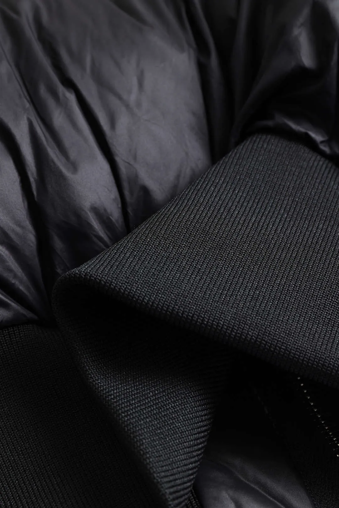 Padded Zipper Cropped Puffer
