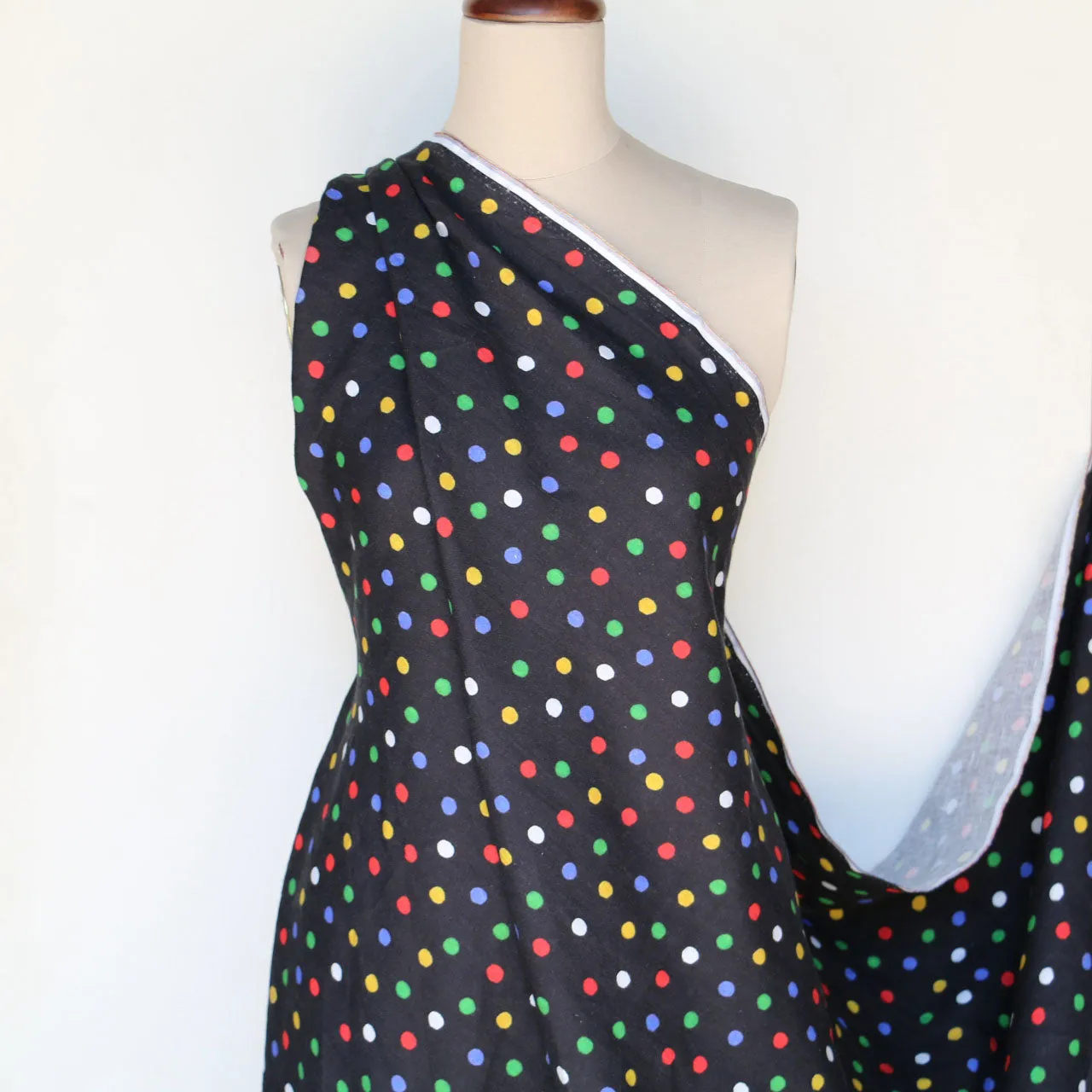 Scattered Spot Rainbow Linen